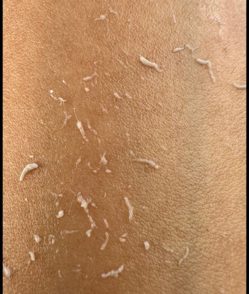 Відлущуюча пілінг-скатка для обличчя MODAY Ice gel peeling на основі AHA кислот та ментолу 100 мл MOD00020 фото